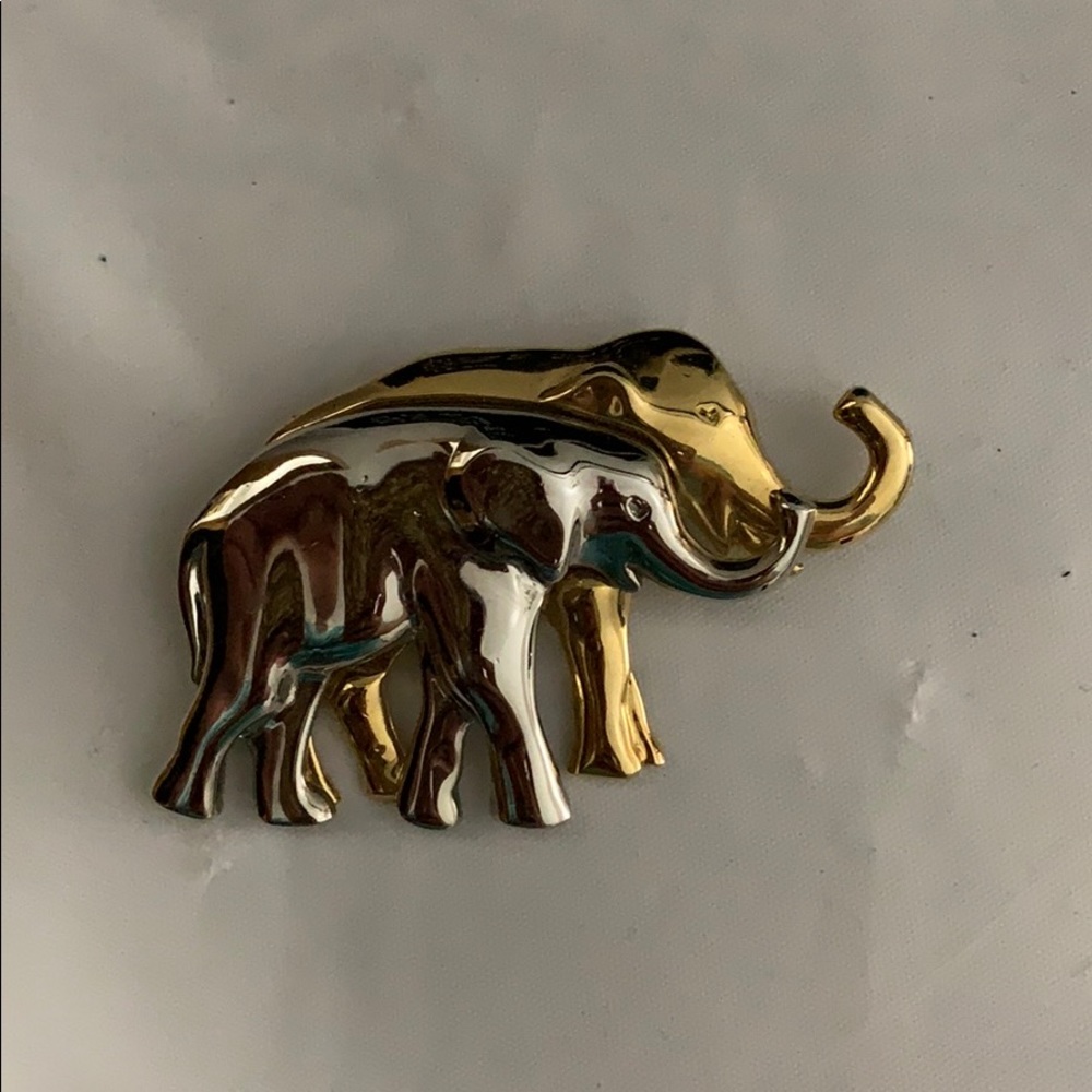 Elephant Pin Brooch - Picture 2 of 4